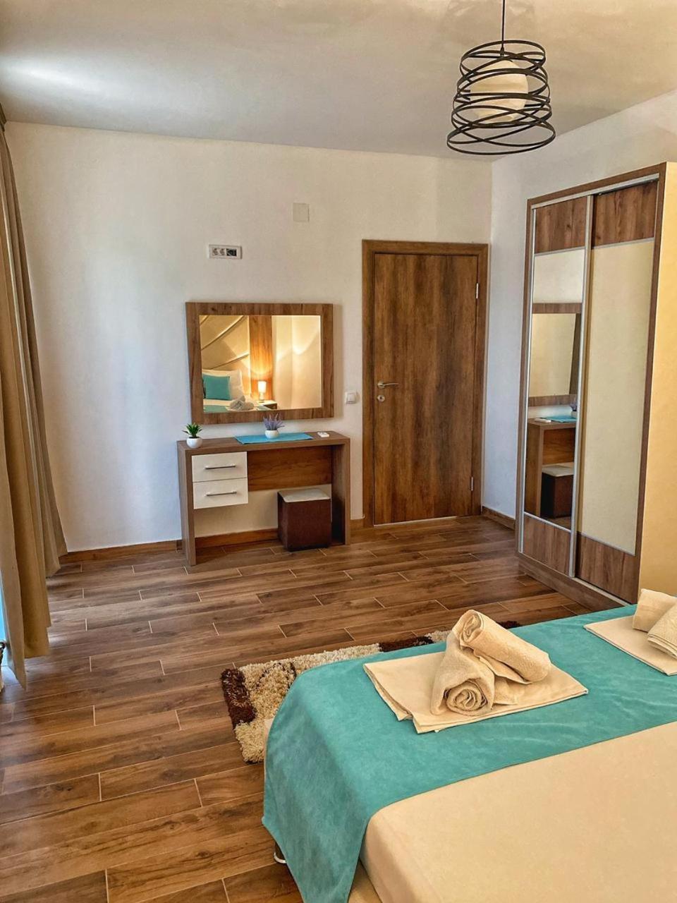 Md Apartments Ulcinj Rum bild