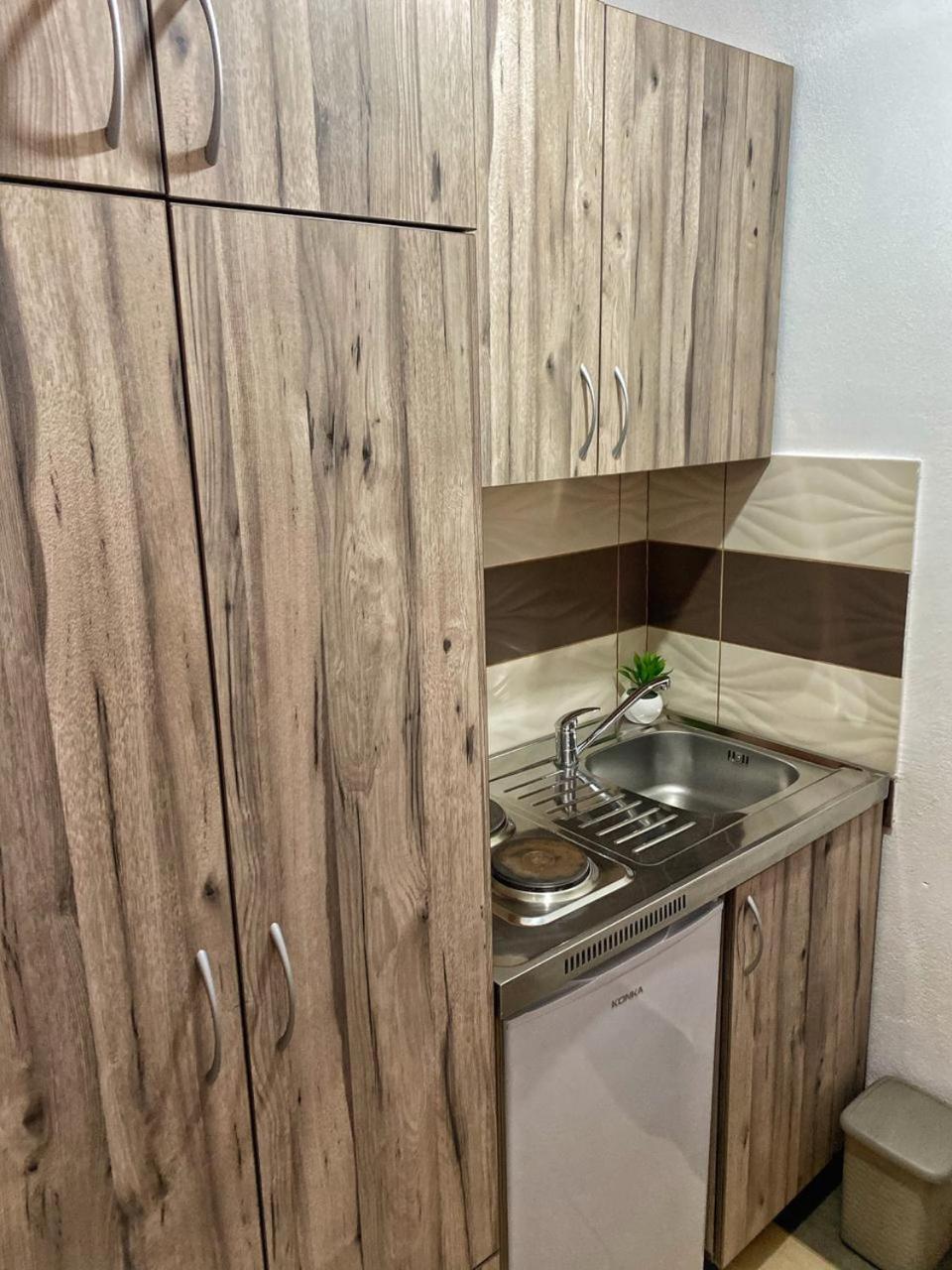 Md Apartments Ulcinj Rum bild